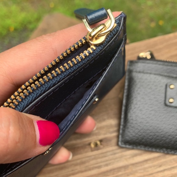 Authentic Kate Spade boarskin leather zip card cs - Picture 5 of 7